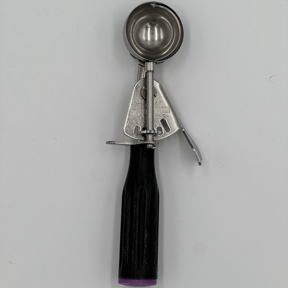 Vintage HAMILTON BEACH Model 67 Ice Cream Small Scoop 1 1/2" Purple End Cap